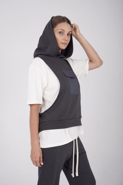 Hooded vest