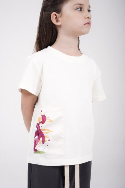 Marshmallow T-shirt with Appliqué